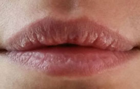 lip light contour des lèvres non définitif